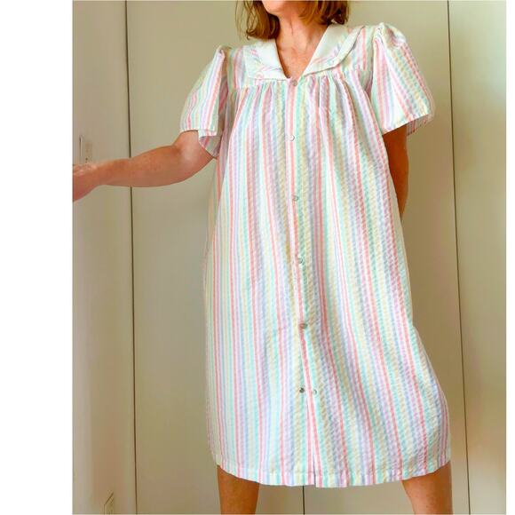 Vintage Womens Housedress Pastel Striped Size Large Collared Poolside Loungwear - Picture 8 of 8